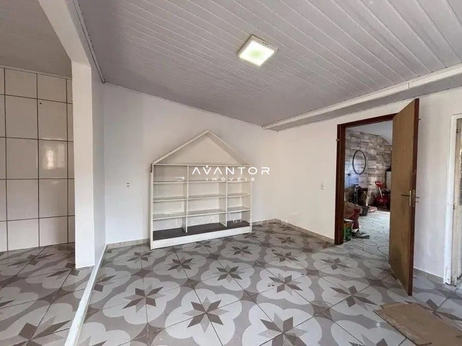 Casa com 3 quartos para alugar em Diácono João Luiz Pozzobon, Santa Maria/RS — foto 2 de 16