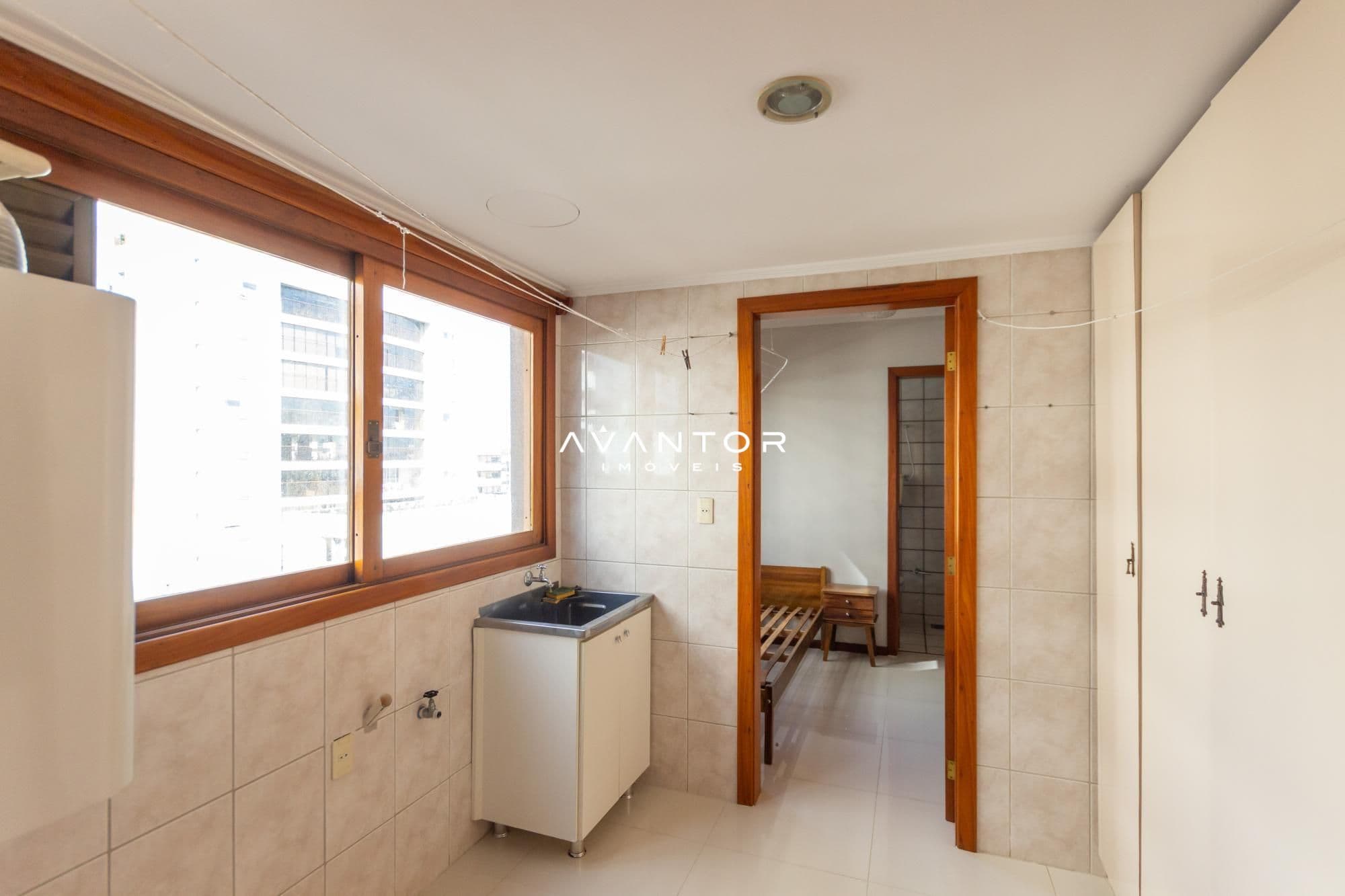 Apartamento com 4 quartos à venda no Edifício Galeria Village Center, em Centro, Santa Maria/RS — foto 18 de 45