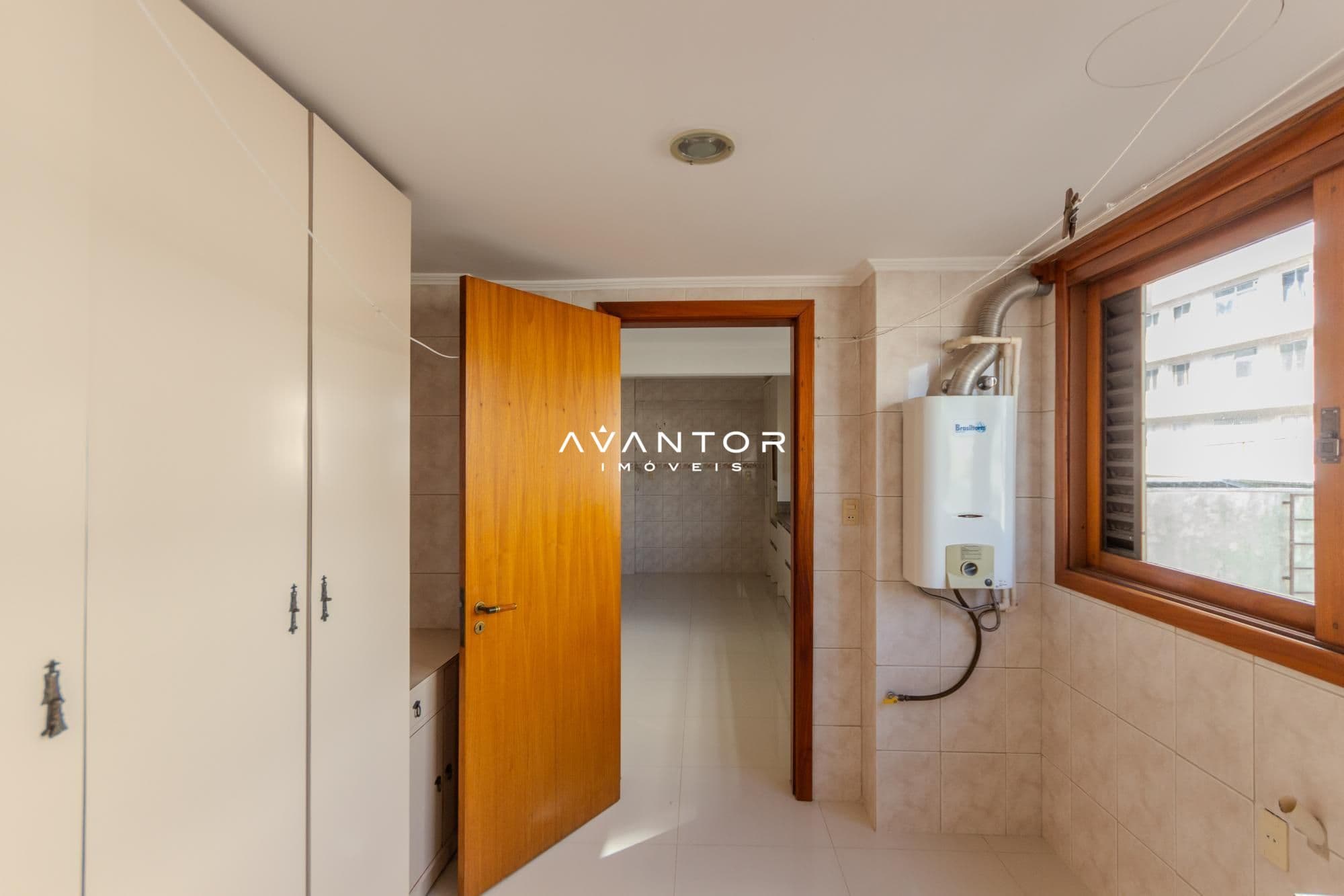 Apartamento com 4 quartos à venda no Edifício Galeria Village Center, em Centro, Santa Maria/RS — foto 20 de 45
