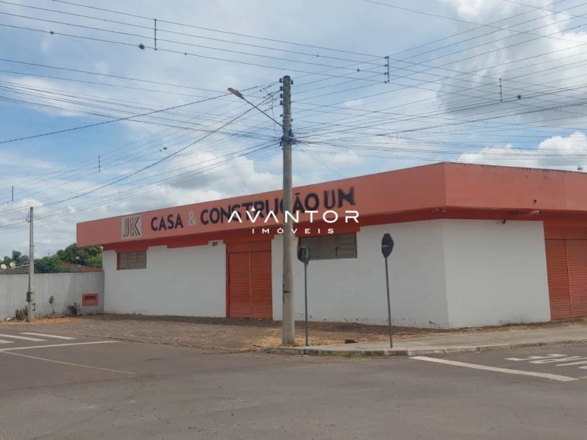 Fachada da casa com entrada frontal — Pavilhão com 2 salas à venda em Chácara das Flores, Santa Maria/RS