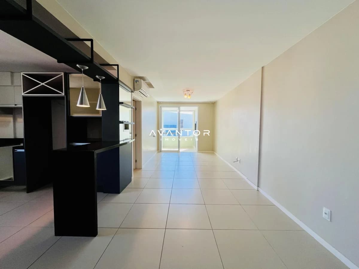 Cozinha integrada à sala de estar — Apartamento com 3 quartos à venda em Nossa Senhora das Dores, Santa Maria/RS