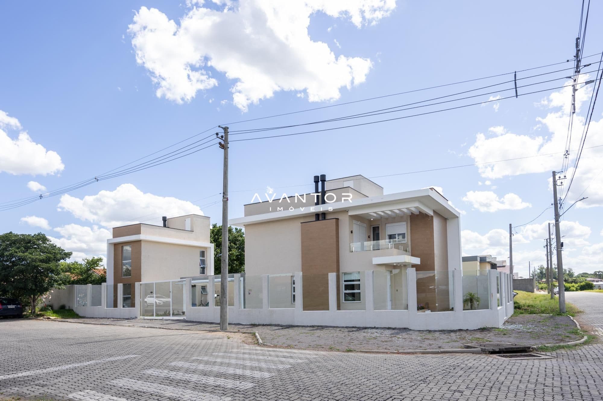 Casa com 4 quartos à venda em Camobi, Santa Maria/RS — foto 2 de 52