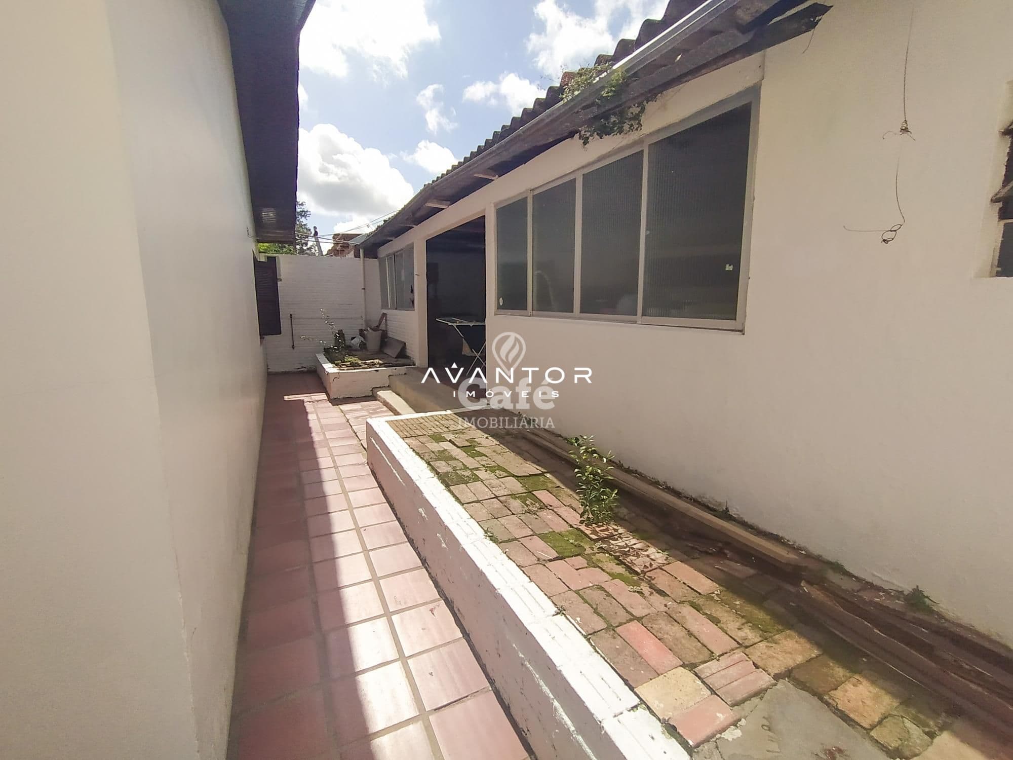 Casa, 3 Dormitórios, 1 Suíte, 3 Banheiros, 2 Vaga, Terreno, 12x30, Nossa Senhora De Lourde — Casa com 3 quartos à venda em Nossa Senhora de Lourdes, Santa Maria/RS