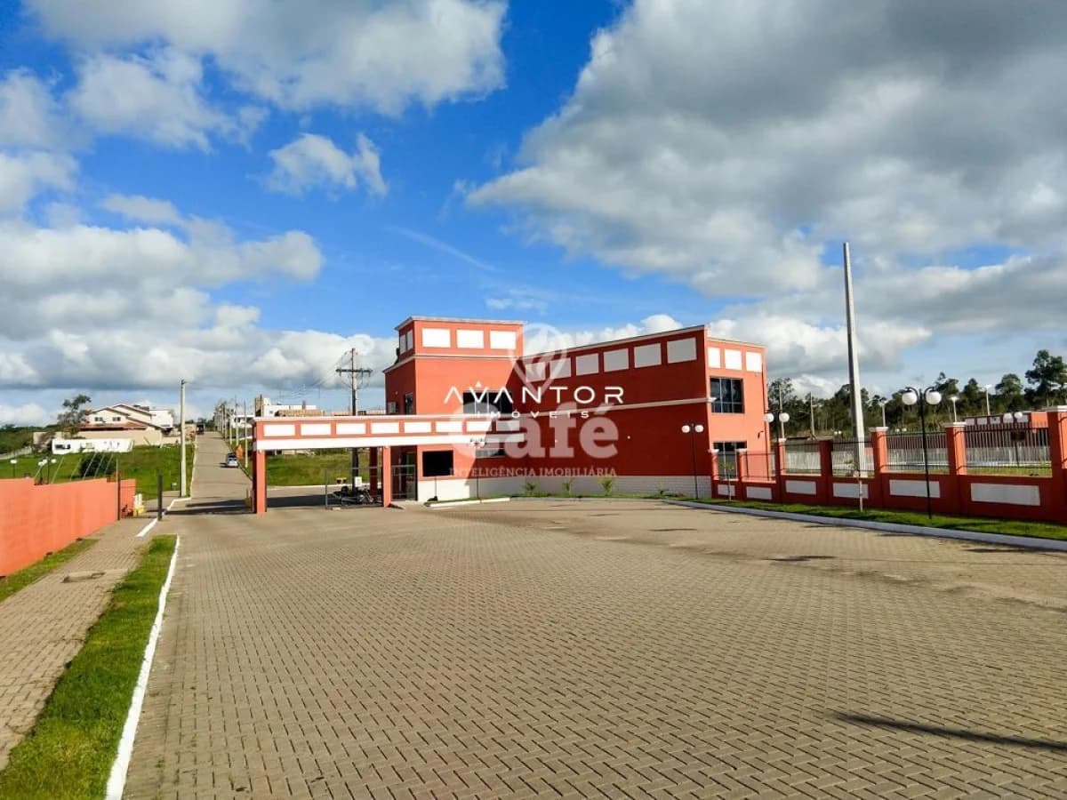Excelente terreno em condomínio fechado, com ótima infraestrutura — Terreno à venda em São José, Santa Maria/RS