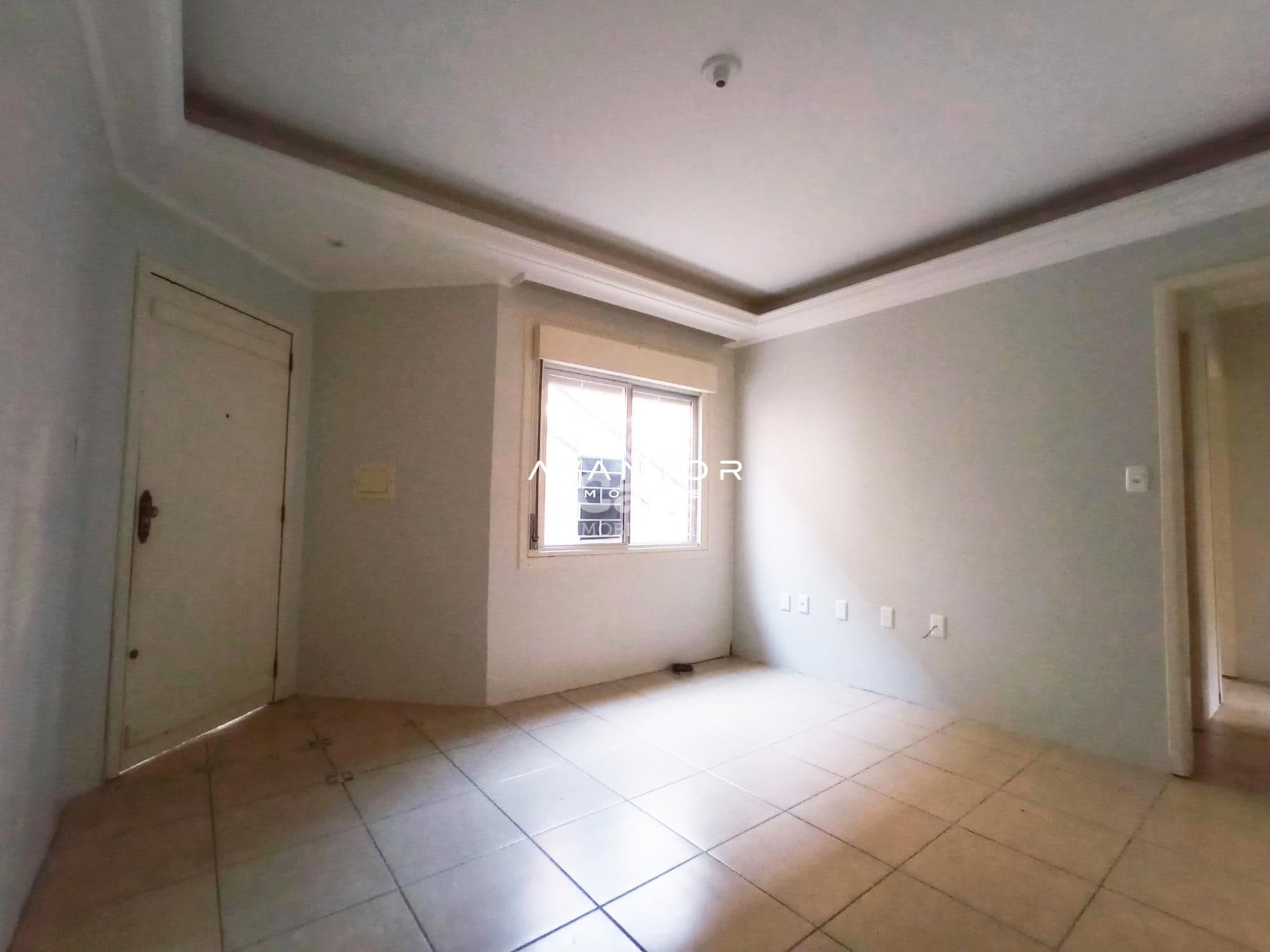 Dormitório com janela e piso em cerâmica — Apartamento com 2 quartos à venda em Pinheiro Machado, Santa Maria/RS