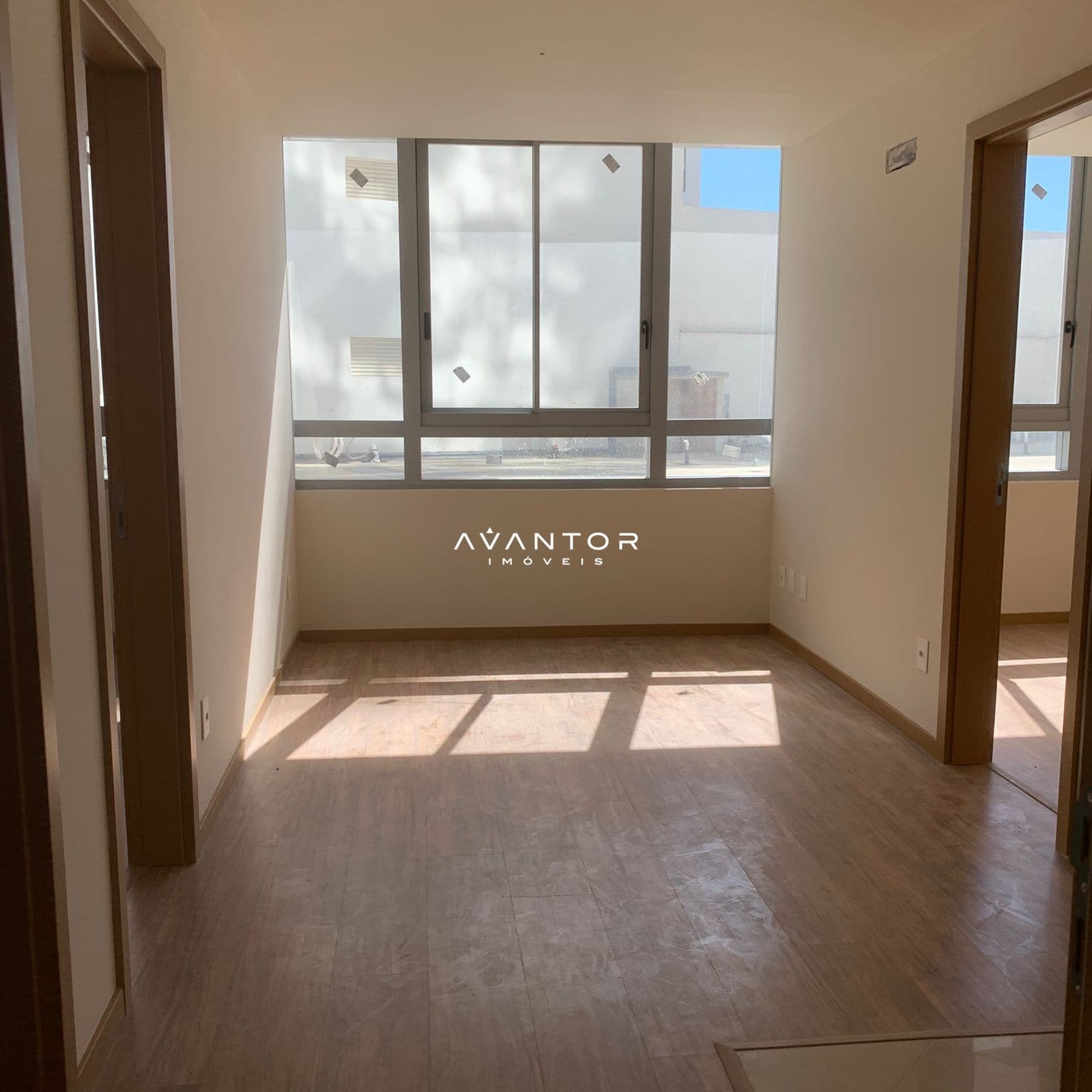 Apartamento com 2 quartos para alugar no Residencial Cristo Rei, em Centro, Santa Maria/RS — foto 2 de 8