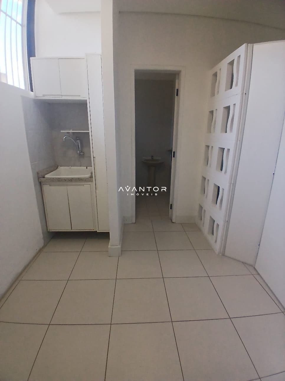 Loja com 3 salas para alugar em Menino Jesus, Santa Maria/RS — foto 10 de 14