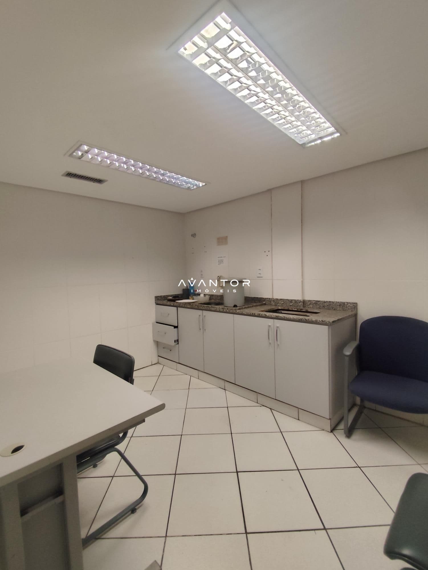 Prédio Comercial com 8 salas para alugar em Centro, Santa Maria/RS — foto 16 de 21