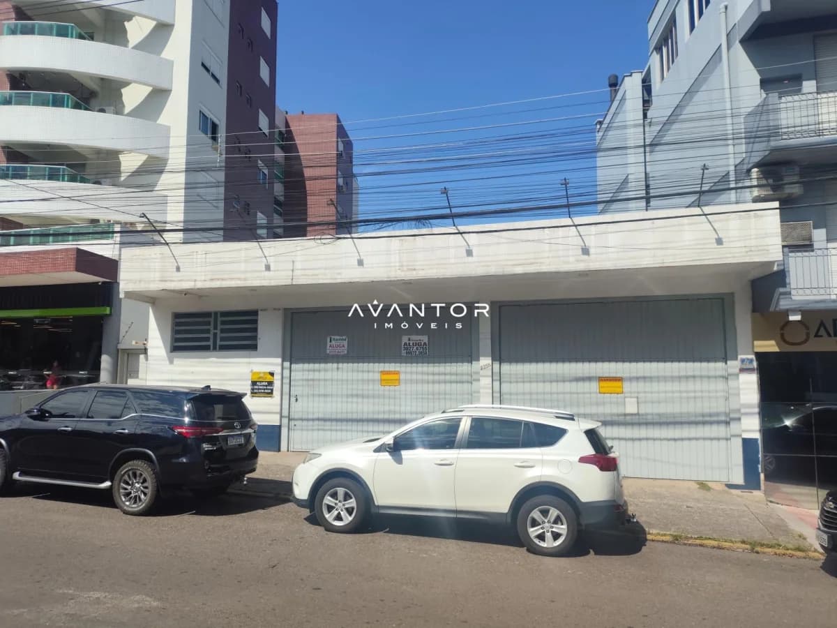 Pavilhão com 2 salas para alugar em Centro, Santa Maria/RS