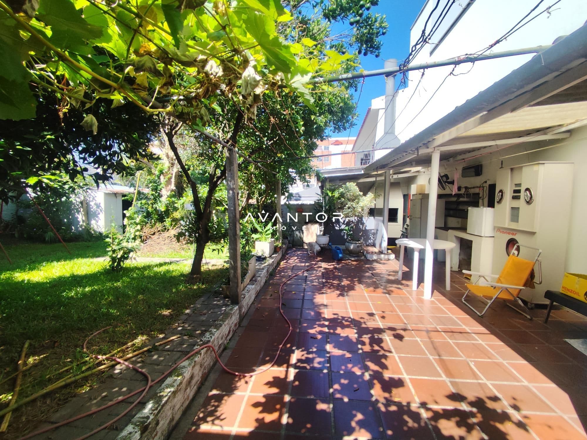 Pavilhão com 2 salas para alugar em Centro, Santa Maria/RS — foto 9 de 10