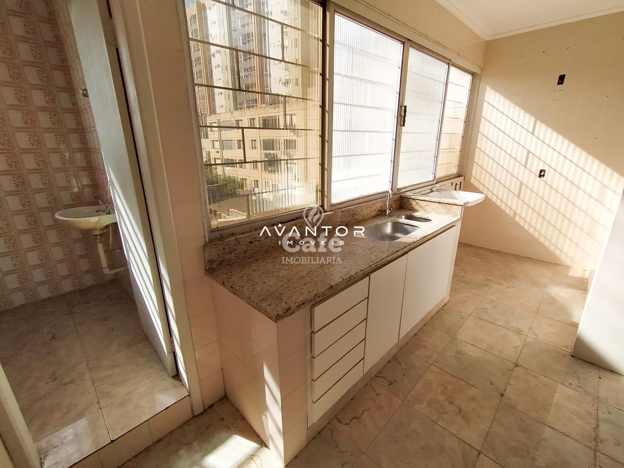 Apartamento, 3 Dormitórios, 1 Suíte, 3 Banheiros, Sacada, Terraço, Lareira, Nossa Senhora — Apartamento com 3 quartos à venda em Nossa Senhora de Fátima, Santa Maria/RS