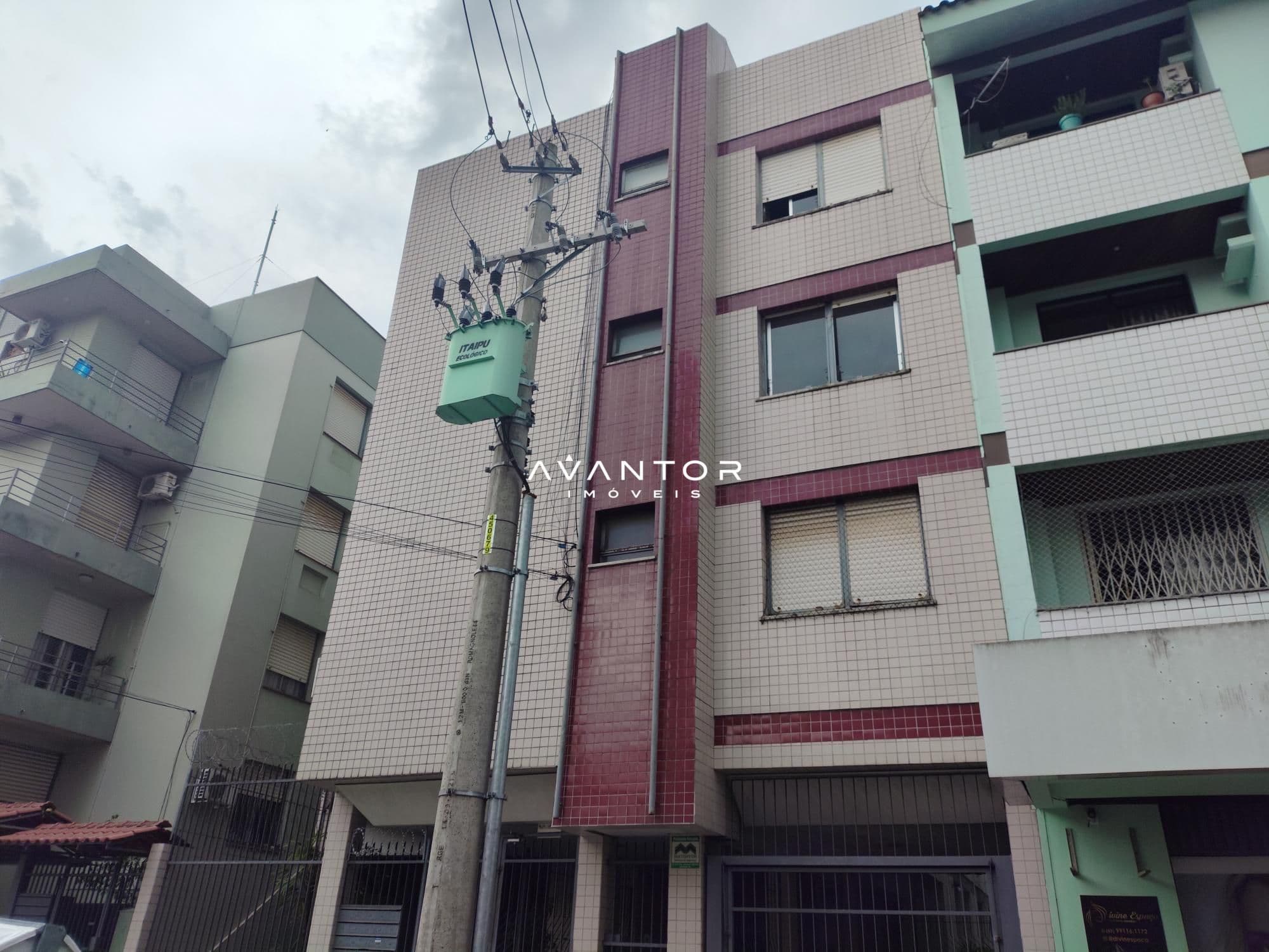 Fachada do prédio com múltiplos andares — Apartamento com 2 quartos à venda em Centro, Santa Maria/RS