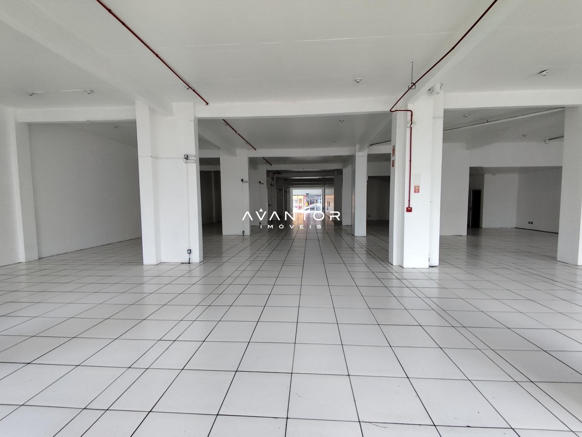 Loja com 1 sala para alugar em Centro, Santa Maria/RS — foto 4 de 10