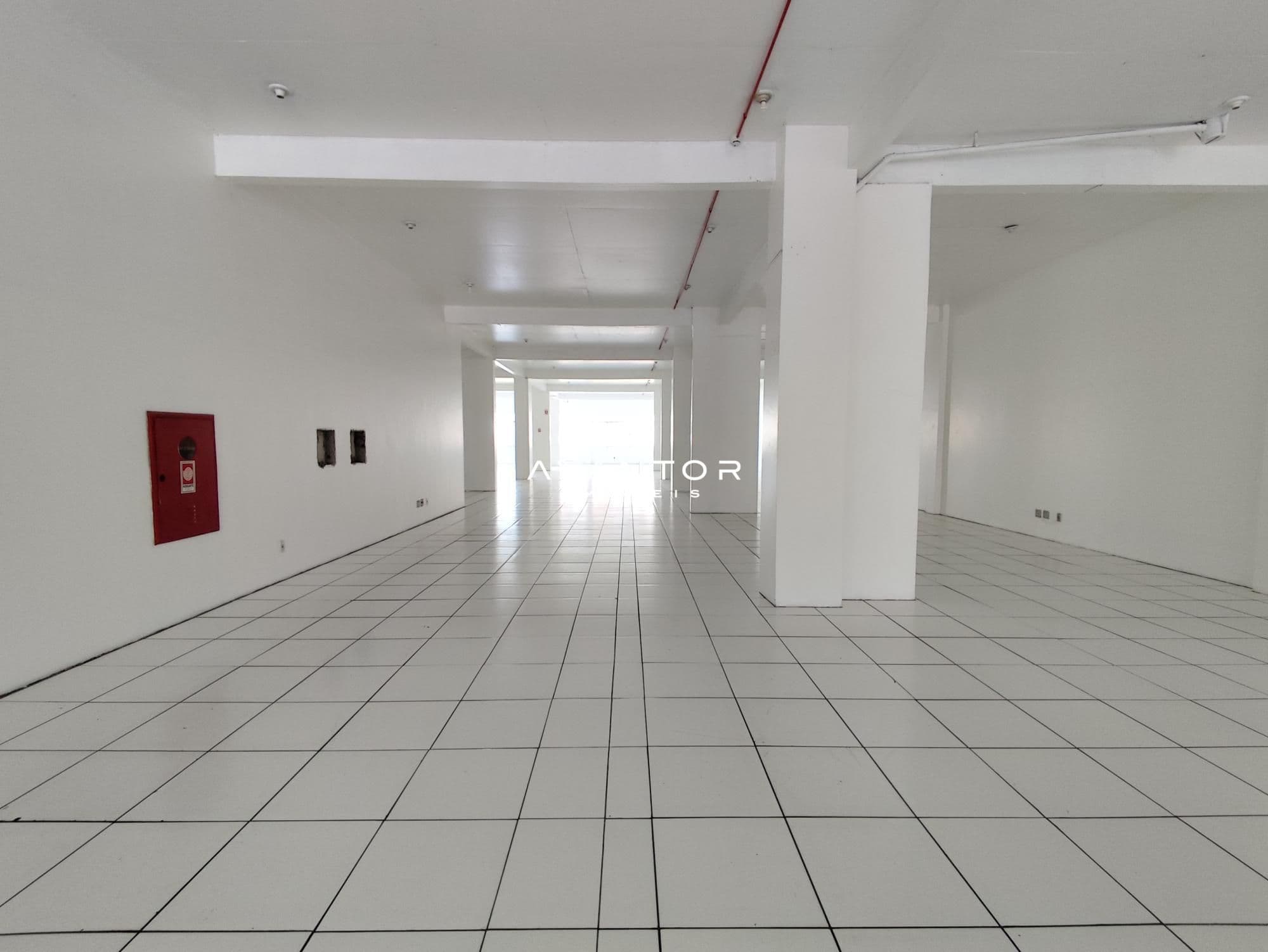 Loja com 1 sala para alugar em Centro, Santa Maria/RS — foto 7 de 10