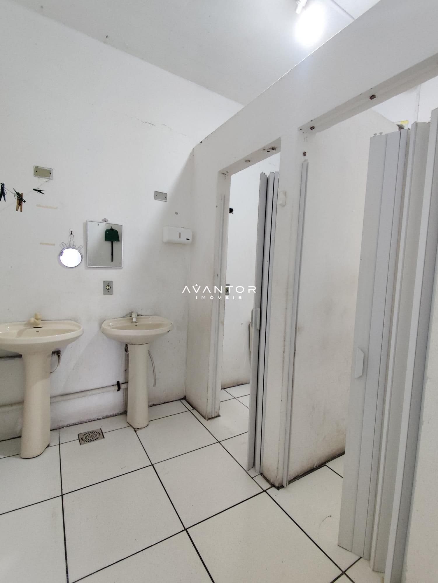 Loja com 1 sala para alugar em Centro, Santa Maria/RS — foto 9 de 10