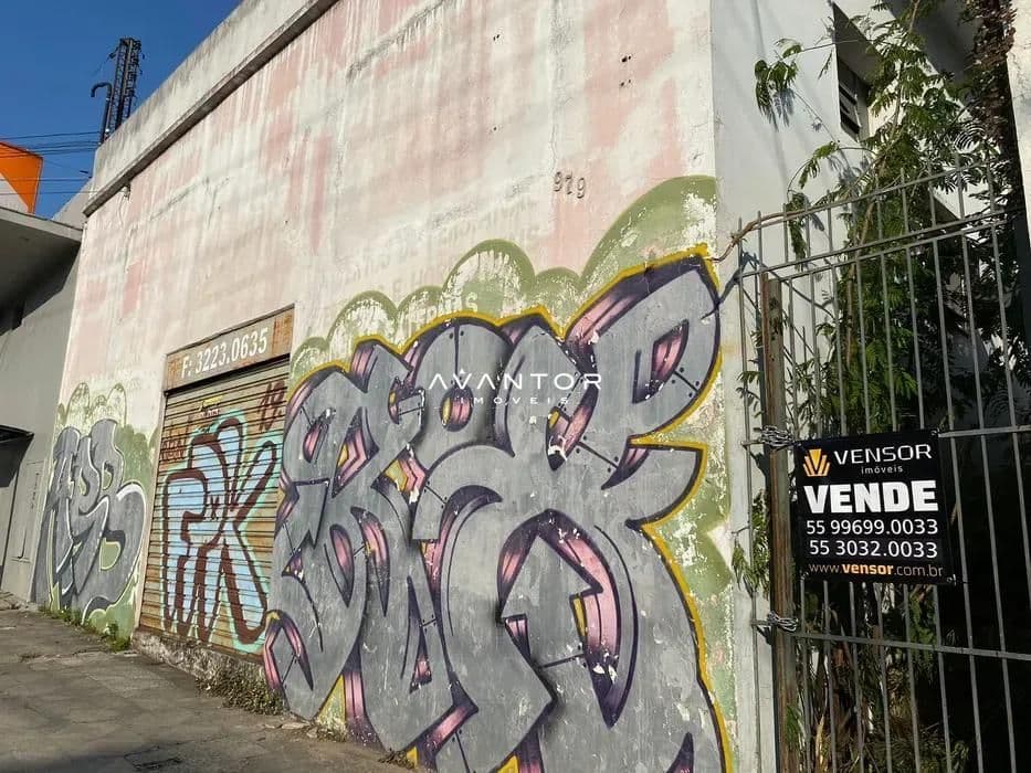Frente — Casa Comercial com 5 salas à venda em Centro, Santa Maria/RS