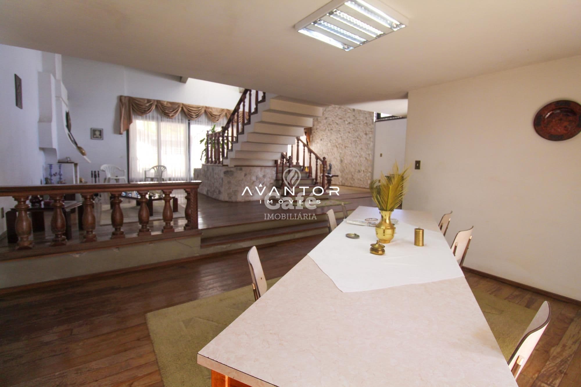 Casa/Terreno localizada em ótimo bairro de Santa Maria/RS — Casa com 5 quartos à venda em Centro, Santa Maria/RS