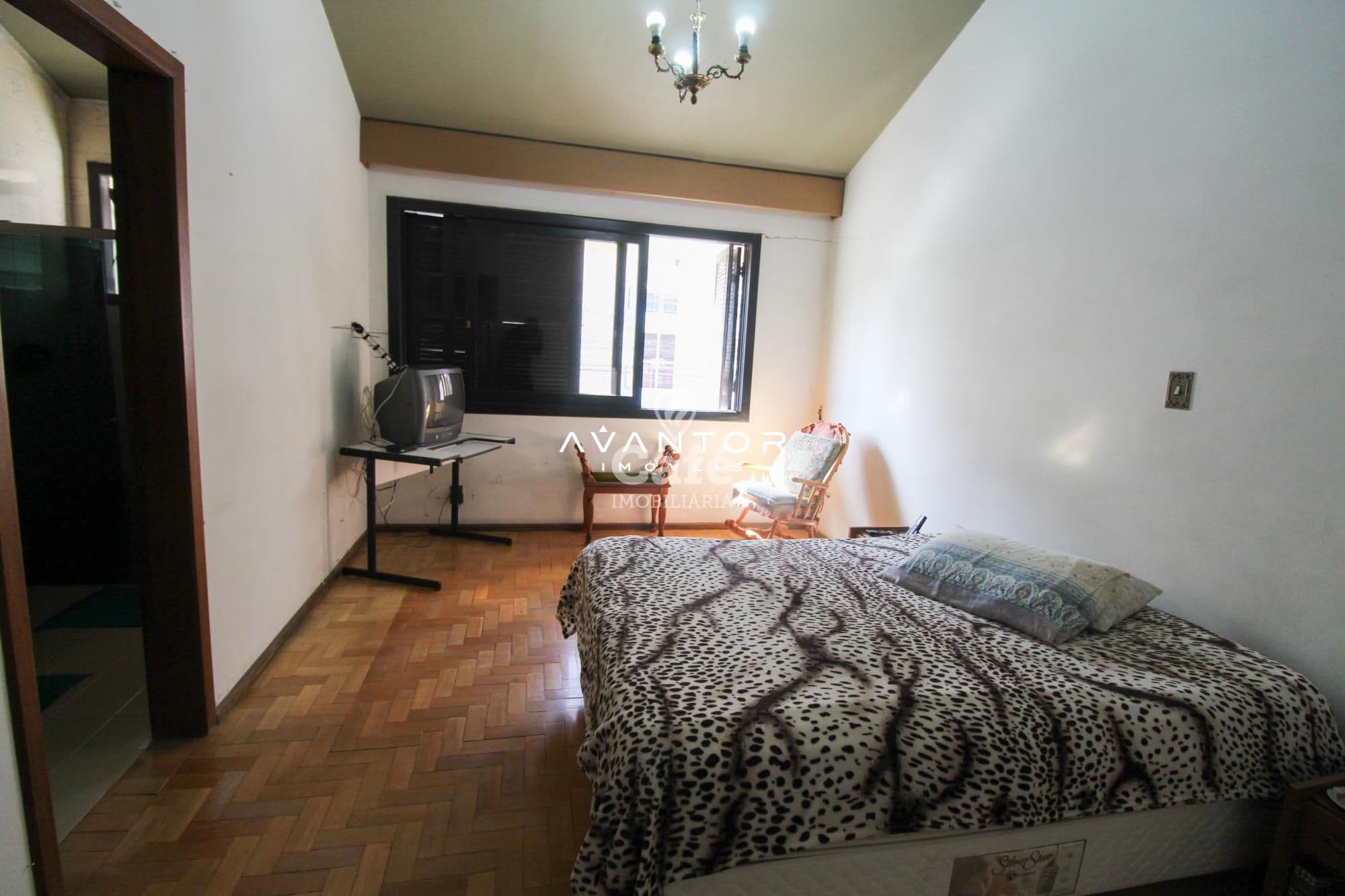 Casa/Terreno localizada em ótimo bairro de Santa Maria/RS — Casa com 5 quartos à venda em Centro, Santa Maria/RS