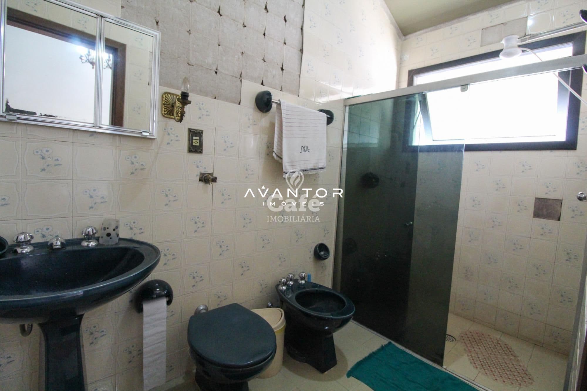 Casa/Terreno localizada em ótimo bairro de Santa Maria/RS — Casa com 5 quartos à venda em Centro, Santa Maria/RS
