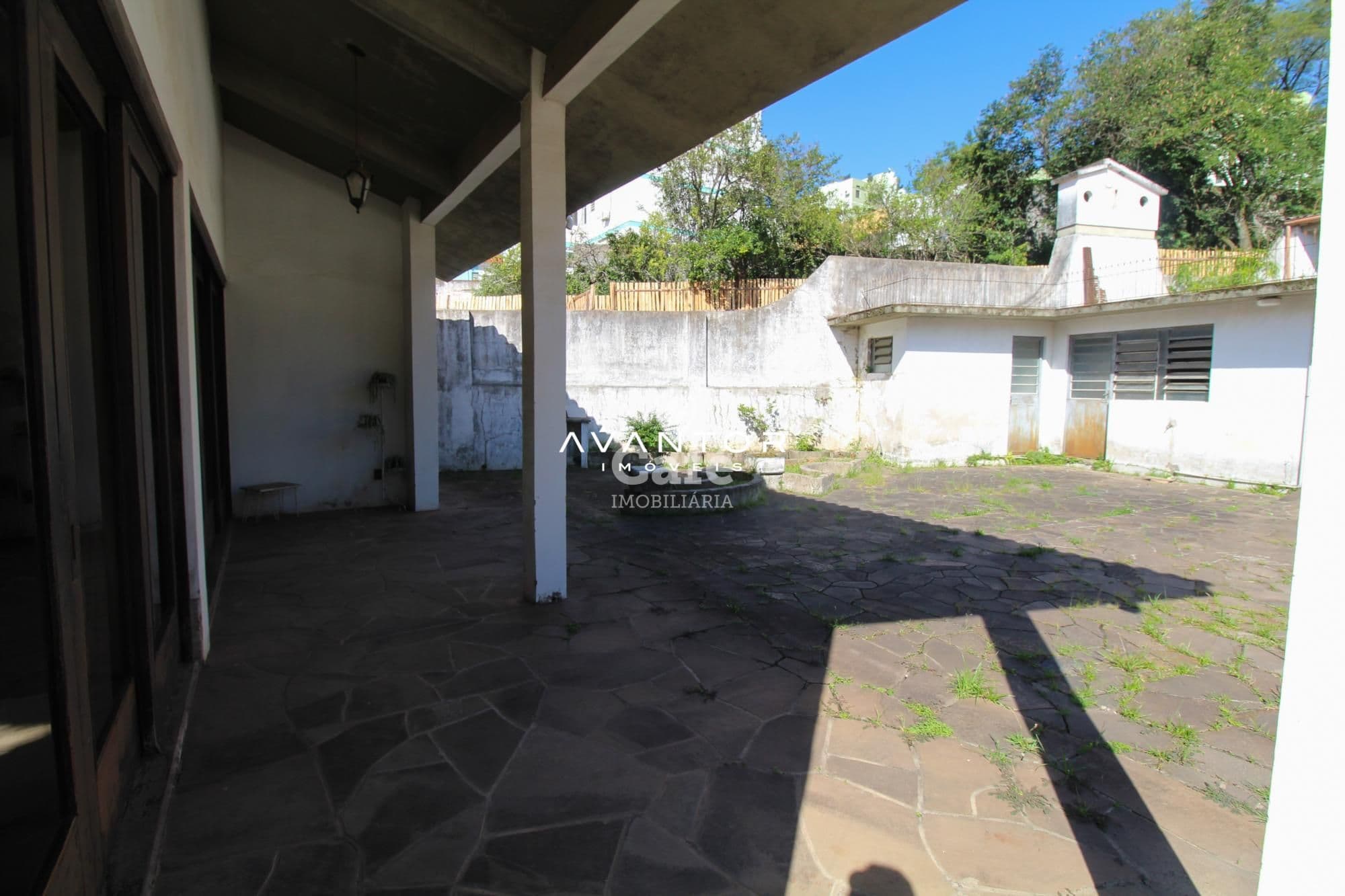 Casa/Terreno localizada em ótimo bairro de Santa Maria/RS — Casa com 5 quartos à venda em Centro, Santa Maria/RS