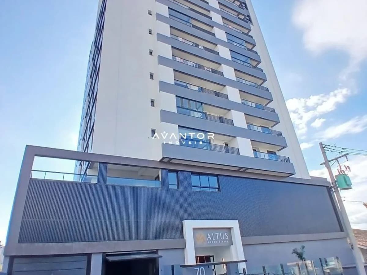 Fachada do prédio com múltiplos andares — Apartamento com 2 quartos para alugar em Nossa Senhora de Lourdes, Santa Maria/RS