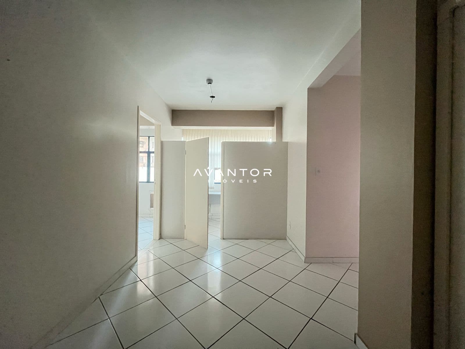 Sala Comercial com 2 salas à venda no Centro Profissional O Continente, em Centro, Santa Maria/RS — foto 4 de 7