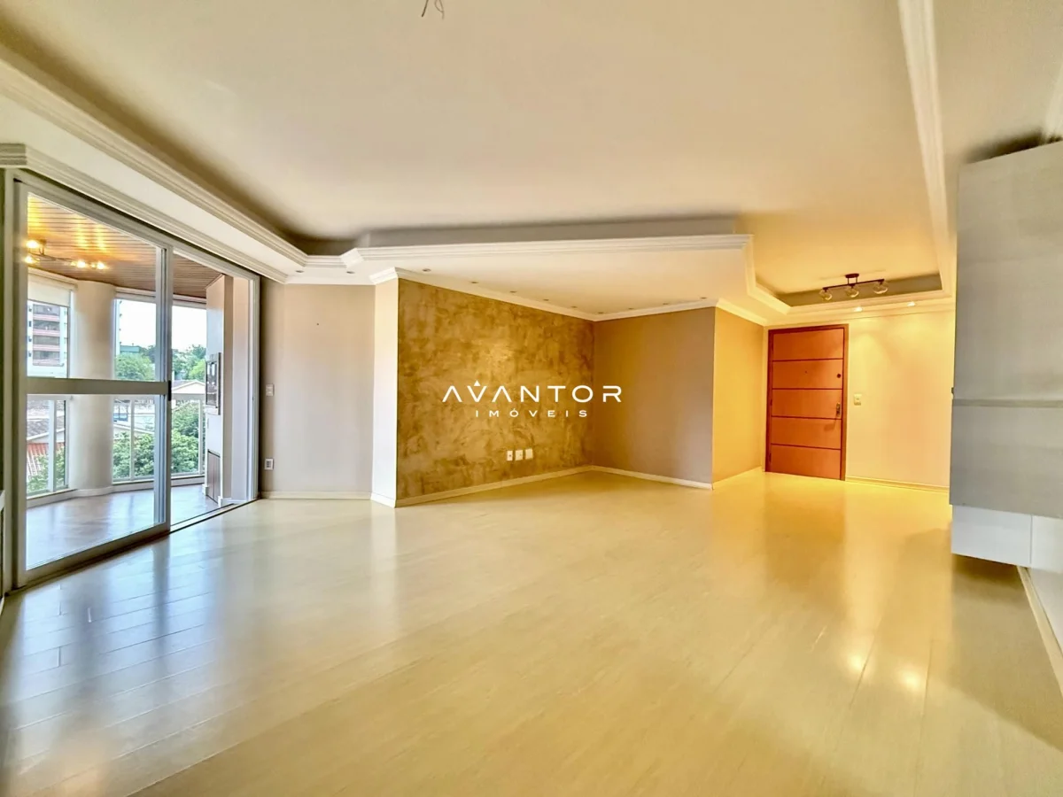 Sala integrada com sacada e piso em porcelanato — Palazzo Flores, Menino Jesus, Santa Maria/RS