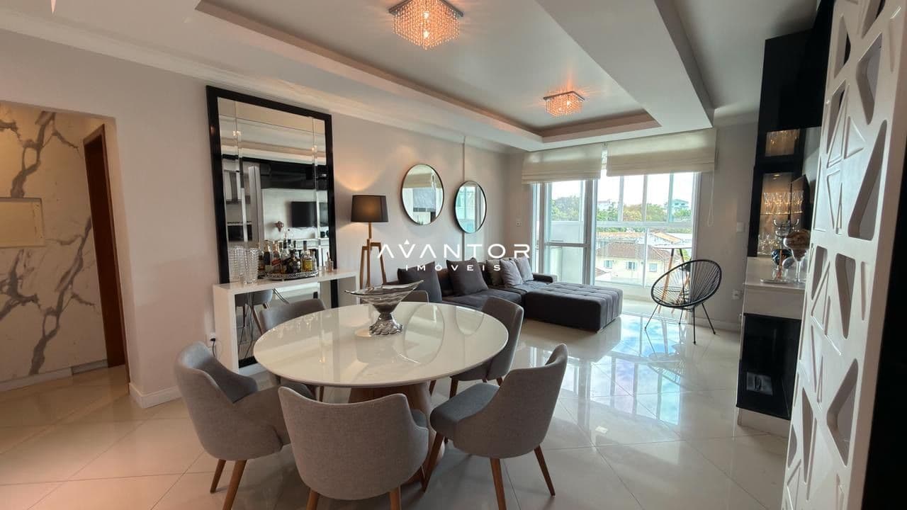 Sala de estar integrada à cozinha com sacada — Apartamento com 3 quartos à venda em Nossa Senhora das Dores, Santa Maria/RS