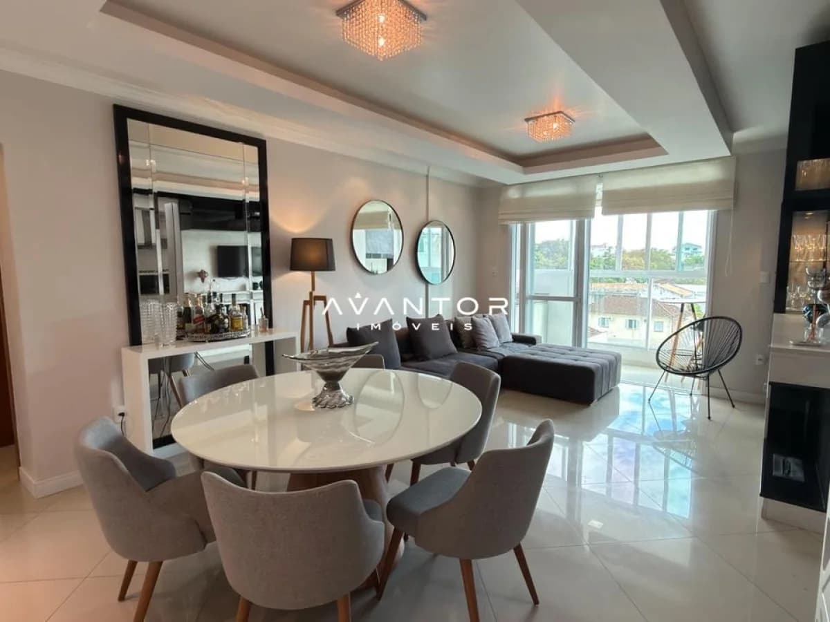Sala de estar integrada à cozinha com sacada — Apartamento com 3 quartos à venda em Nossa Senhora das Dores, Santa Maria/RS