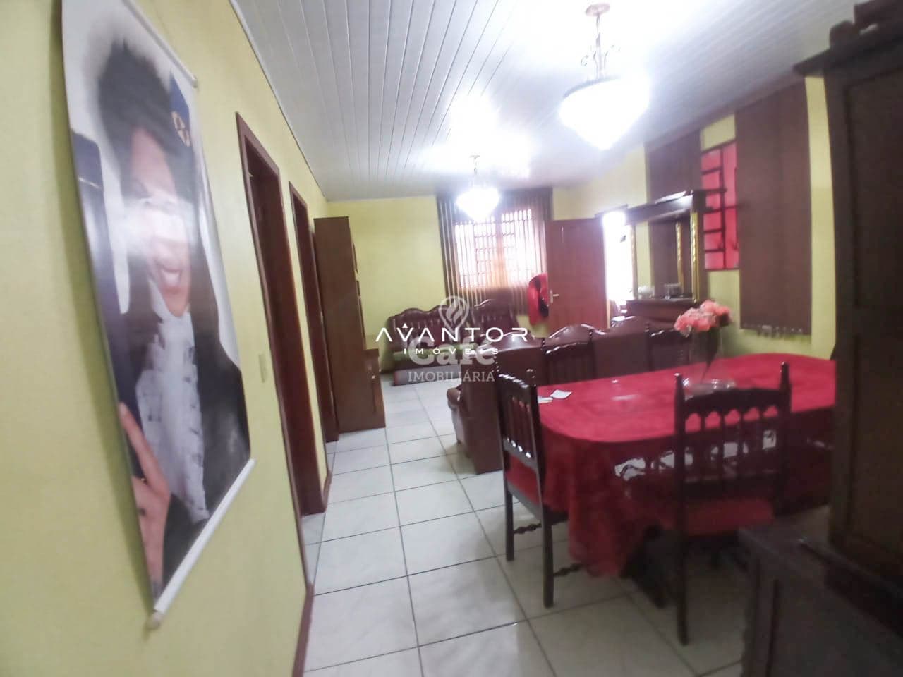 Excelente terreno a poucos metros de uma das principais avenidas da cidade — Casa com 3 quartos à venda em Uglione, Santa Maria/RS