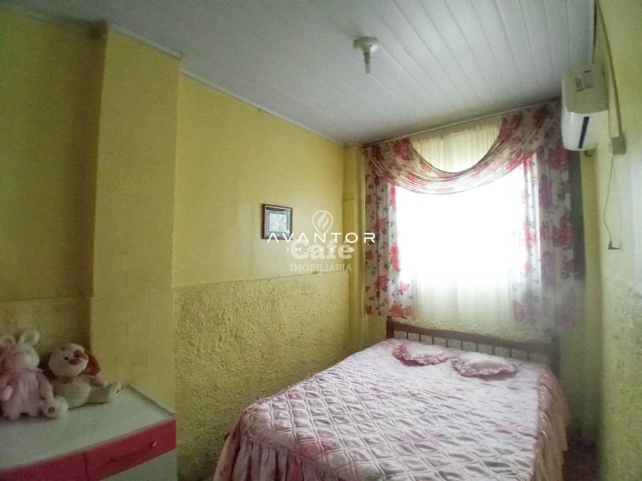 Excelente terreno a poucos metros de uma das principais avenidas da cidade — Casa com 3 quartos à venda em Uglione, Santa Maria/RS
