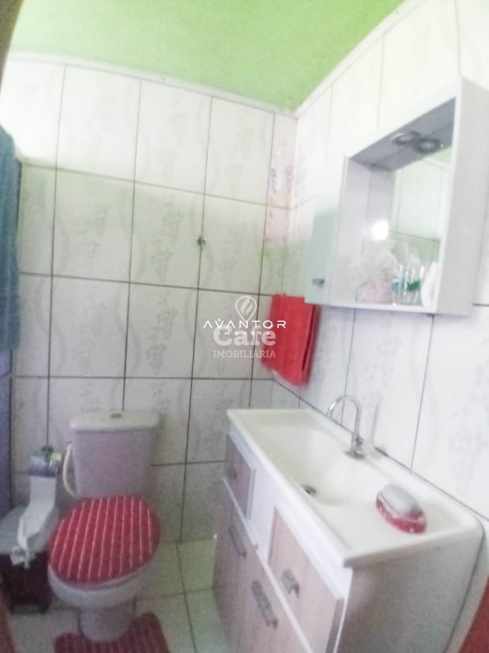 Excelente terreno a poucos metros de uma das principais avenidas da cidade — Casa com 3 quartos à venda em Uglione, Santa Maria/RS