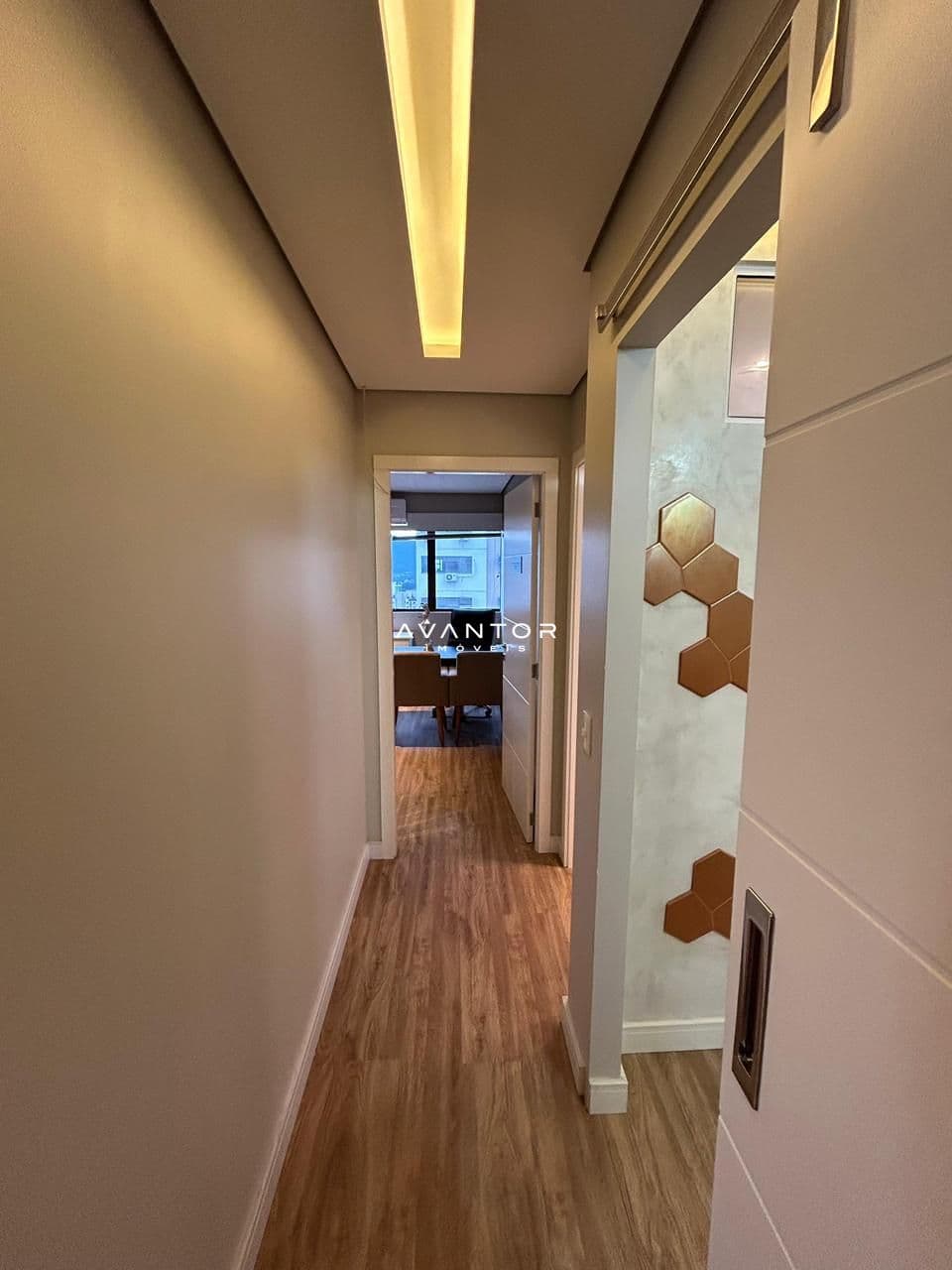 Sala Comercial com 2 salas à venda no Torre Gboex, em Centro, Santa Maria/RS — foto 3 de 10