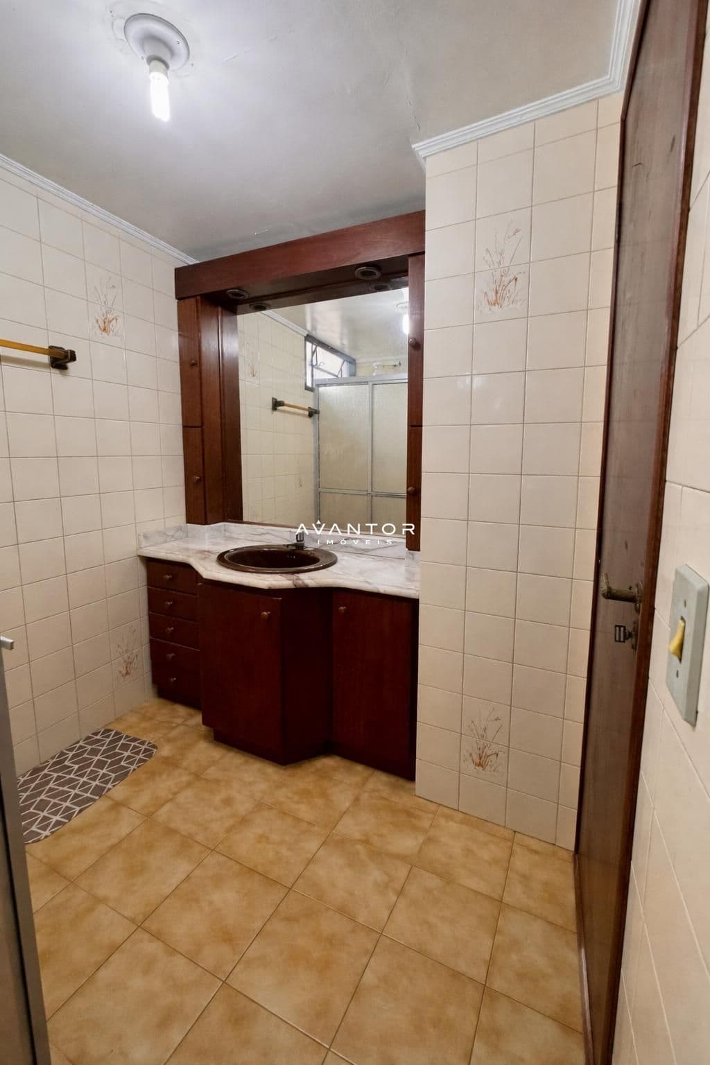 Banheiro da Suíte — Apartamento com 3 quartos à venda no Residencial Santa Inez, em Nossa Senhora de Fátima, Santa Maria/RS