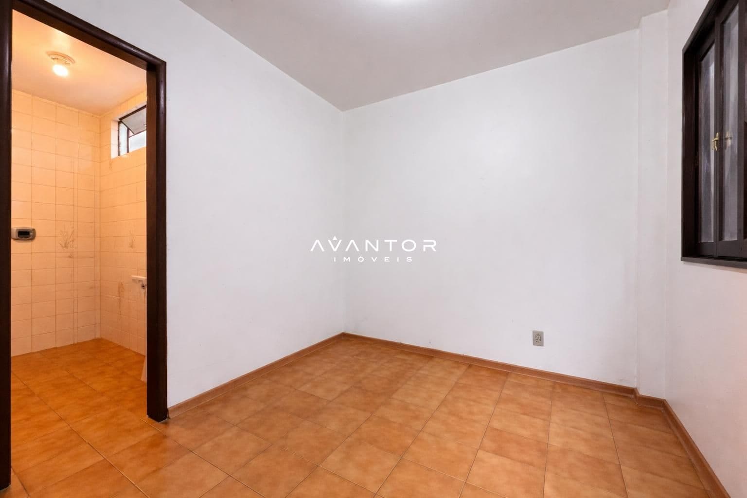 Dependência da Empregada — Apartamento com 3 quartos à venda em Nossa Senhora de Fátima, Santa Maria/RS