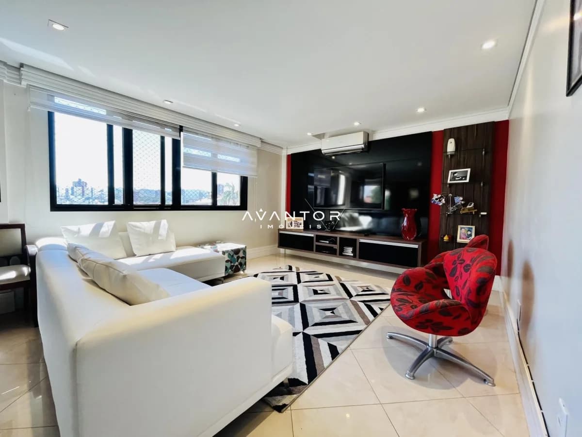 Sala de estar com tv integrada — Apartamento com 4 quartos à venda em Nossa Senhora de Lourdes, Santa Maria/RS