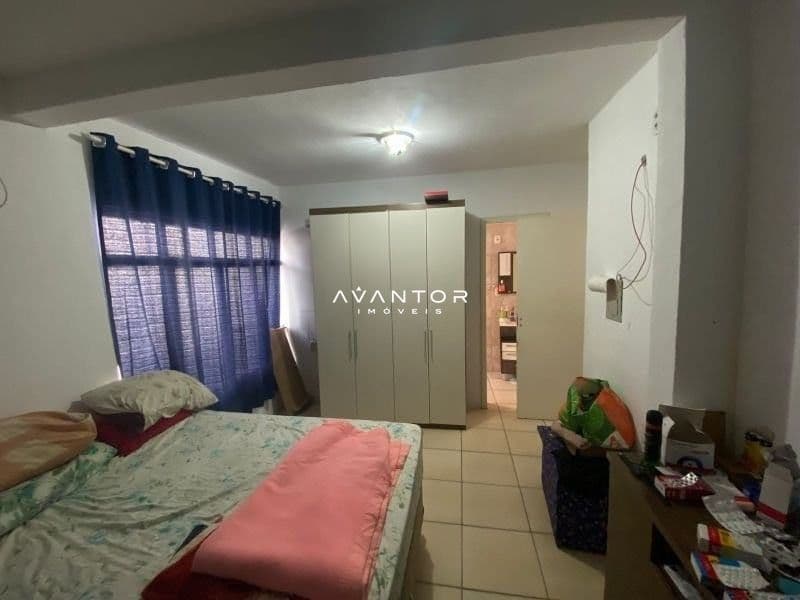 Casa com 6 quartos à venda em Centro, Santa Maria/RS — foto 25 de 35