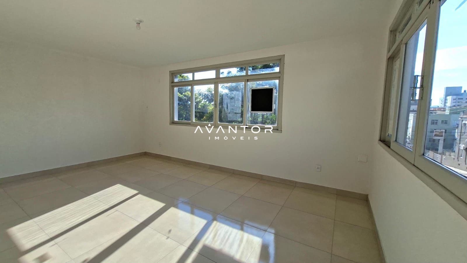 Sala Comercial com 1 sala à venda em Centro, Santa Maria/RS — foto 4 de 14