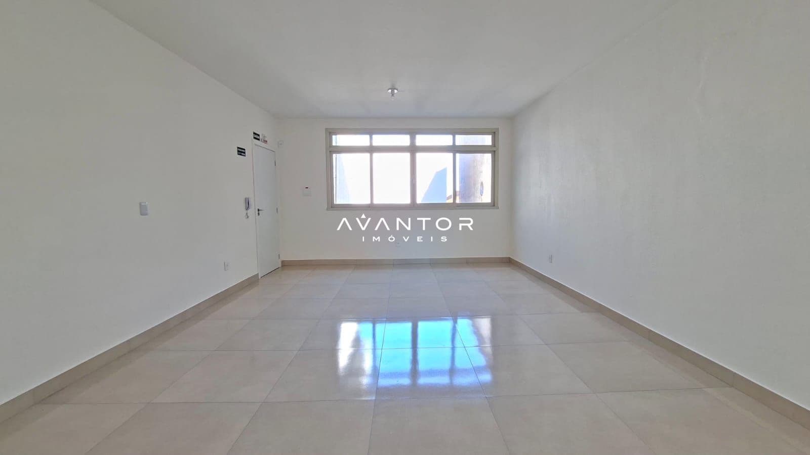 Sala Comercial com 1 sala à venda em Centro, Santa Maria/RS — foto 3 de 12