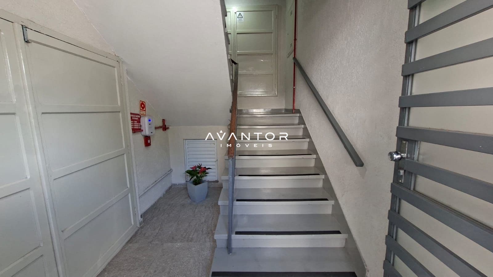 Sala Comercial com 1 sala à venda em Centro, Santa Maria/RS — foto 7 de 12