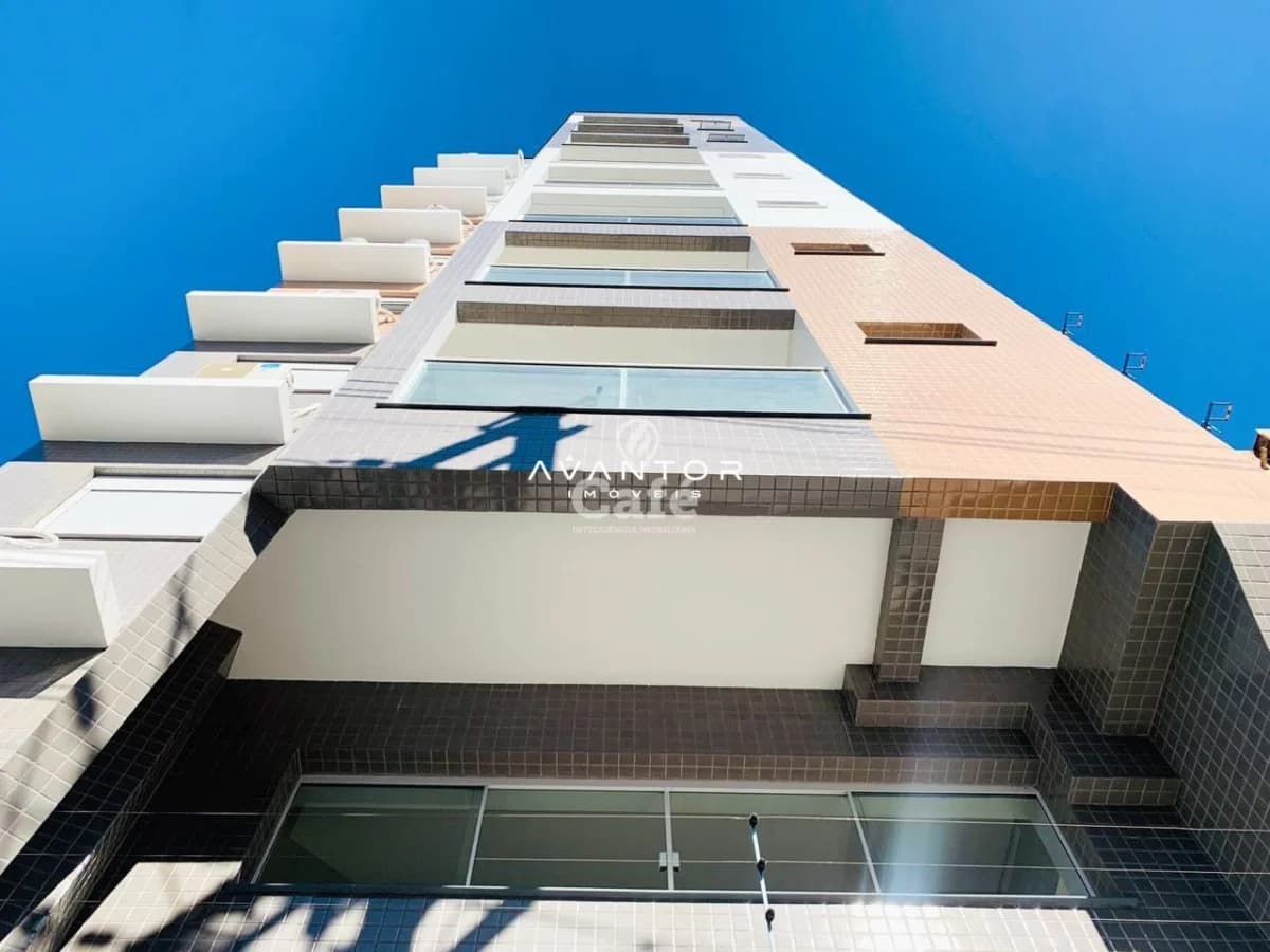 Fachada do prédio com sacadas — Apartamento com 1 quarto à venda em Nossa Senhora Medianeira, Santa Maria/RS