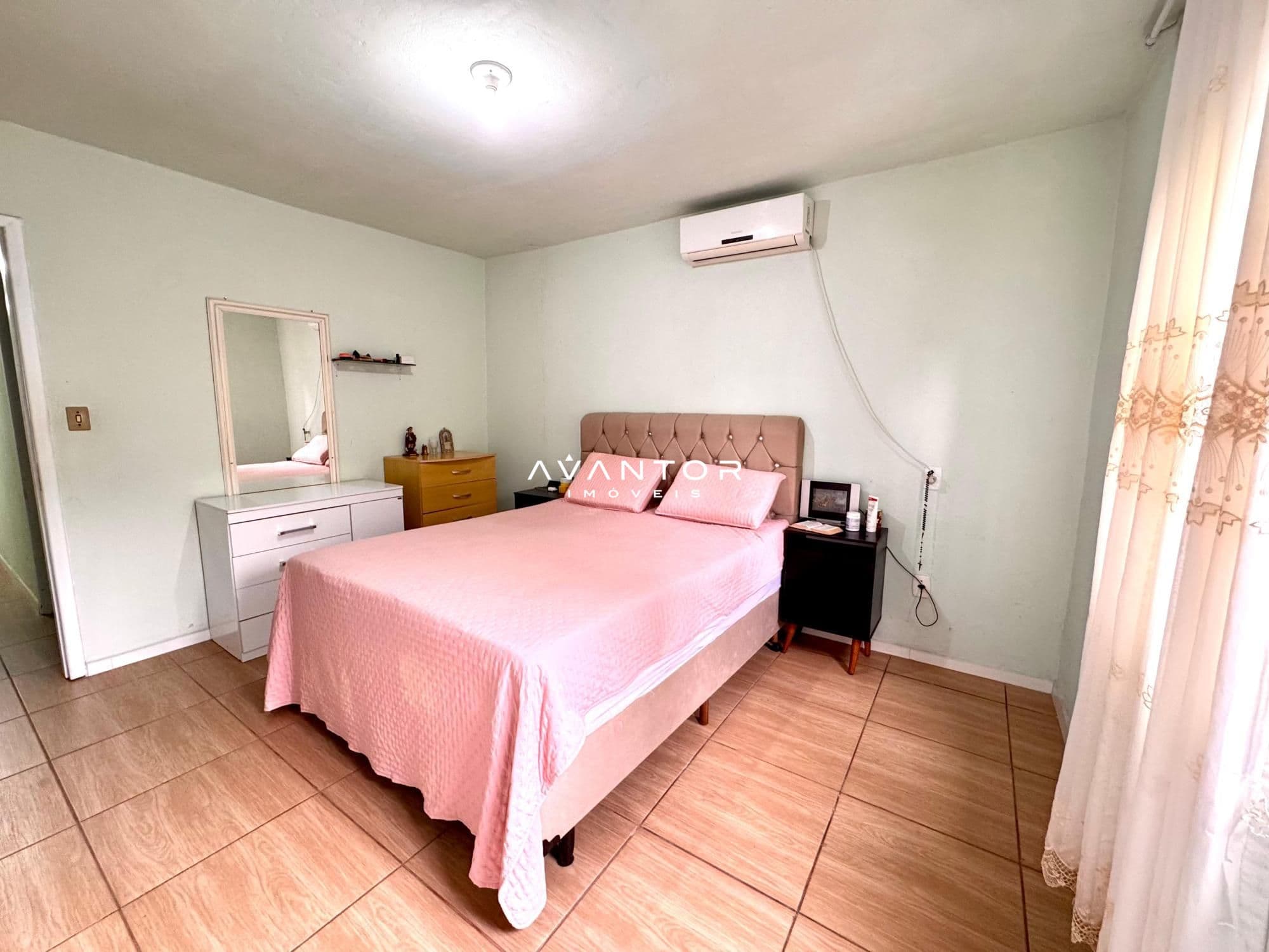 Dormitório da parte inferior — Casa com 5 quartos à venda em Nossa Senhora do Rosário, Santa Maria/RS
