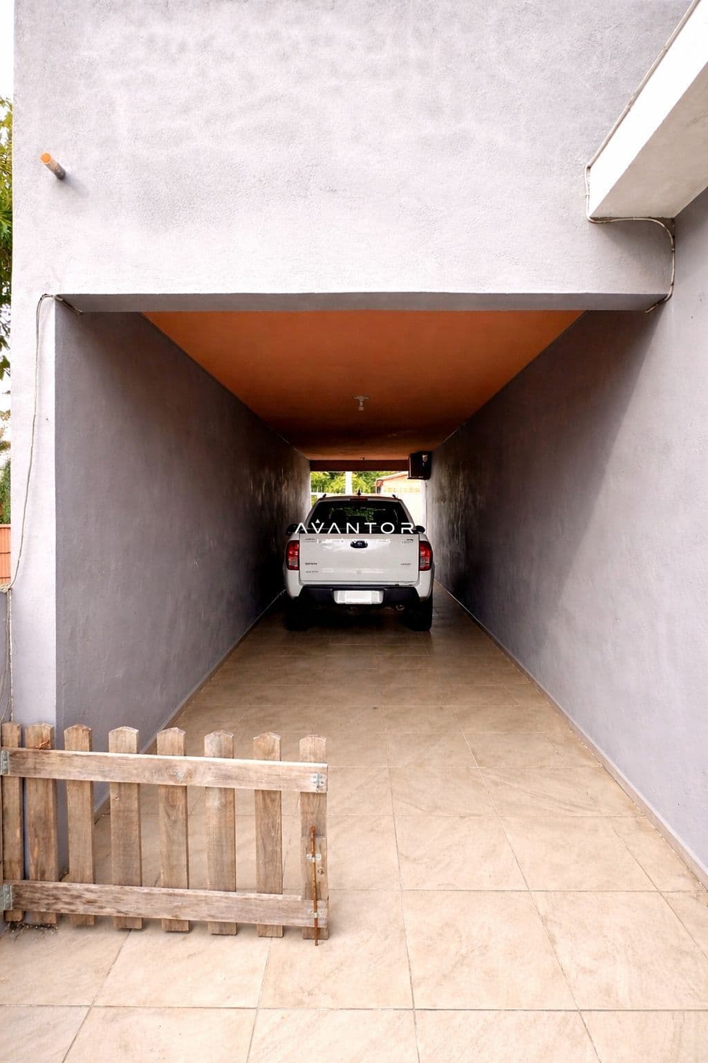Garagem cabe 5 carros — Casa com 5 quartos à venda em Nossa Senhora do Rosário, Santa Maria/RS