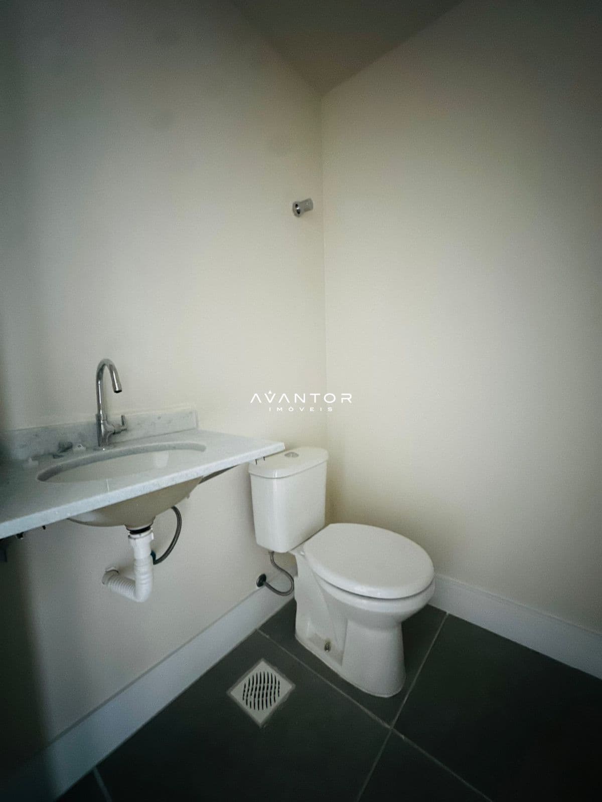 Sala Comercial com 1 sala à venda no Residencial Cristo Rei, em Centro, Santa Maria/RS — foto 6 de 6