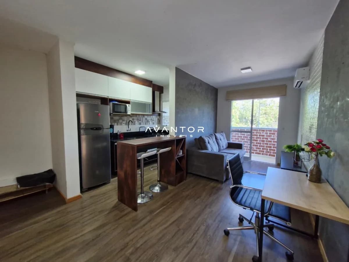 Sala integrada à cozinha com sacada — Residencial Malawi, Nossa Senhora do Rosário, Santa Maria/RS