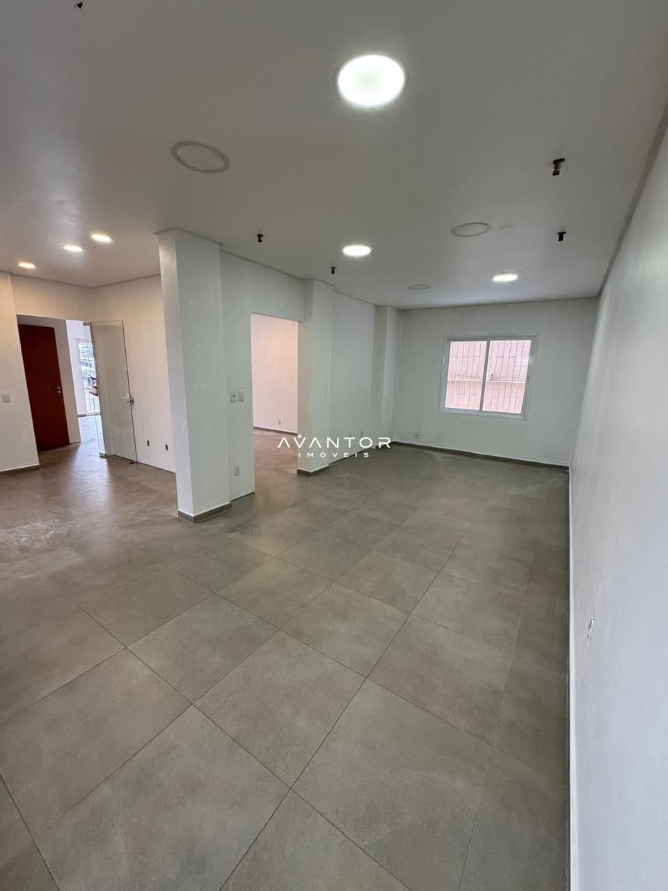 Sala Comercial com 1 sala à venda no Residencial Giovana, em Centro, Santa Rosa/RS — foto 3 de 18