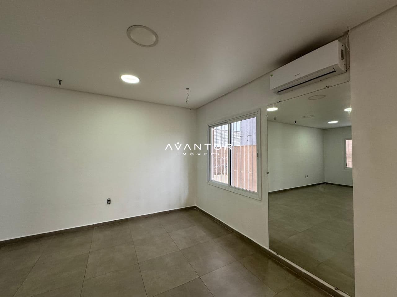 Sala Comercial com 1 sala à venda no Residencial Giovana, em Centro, Santa Rosa/RS — foto 13 de 18