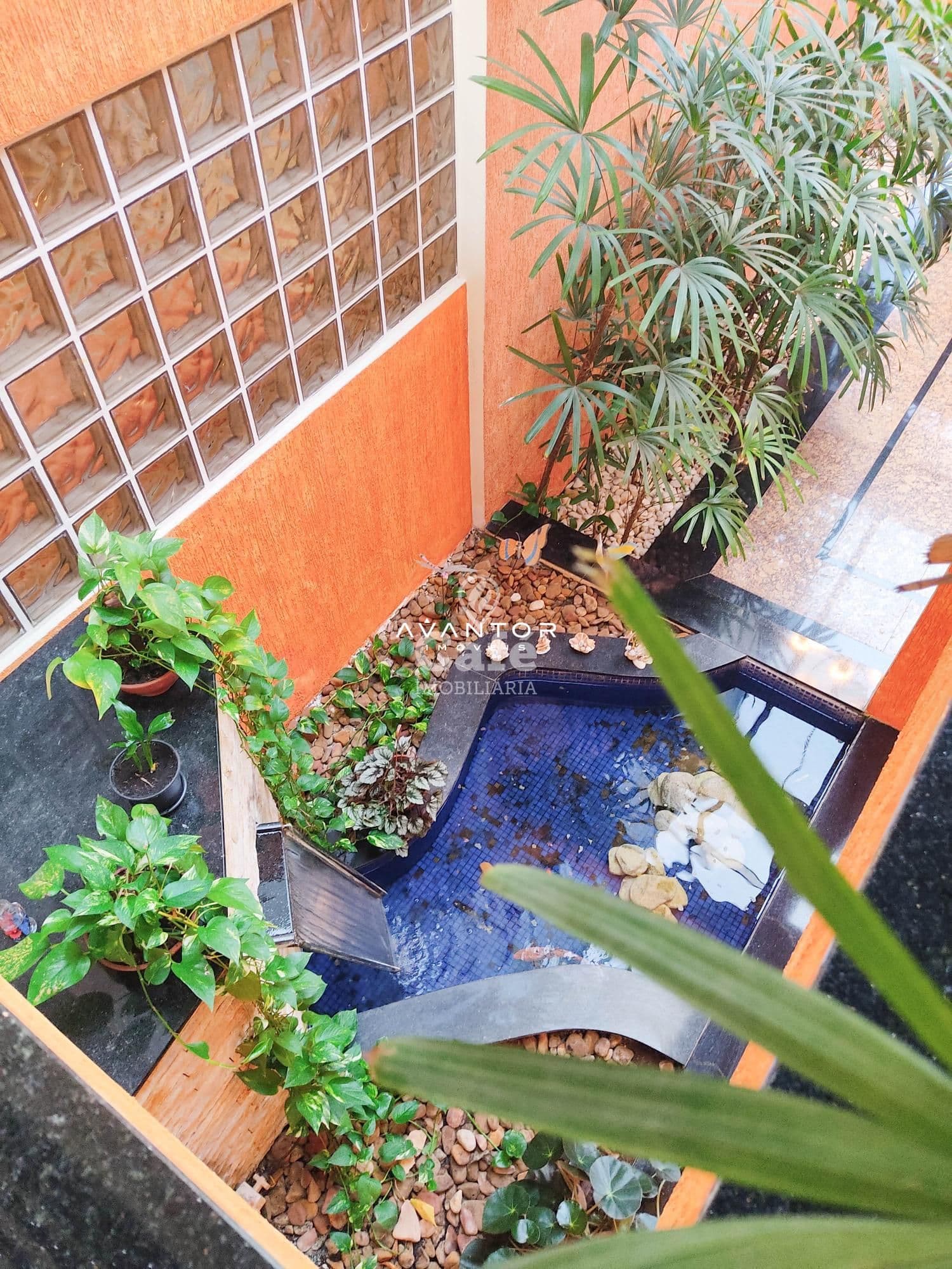 Linda casa confortável e aconchegante com 6 dormitórios, sendo 3 suítes e uma master, mobi — Casa com 6 quartos à venda em Nossa Senhora de Lourdes, Santa Maria/RS