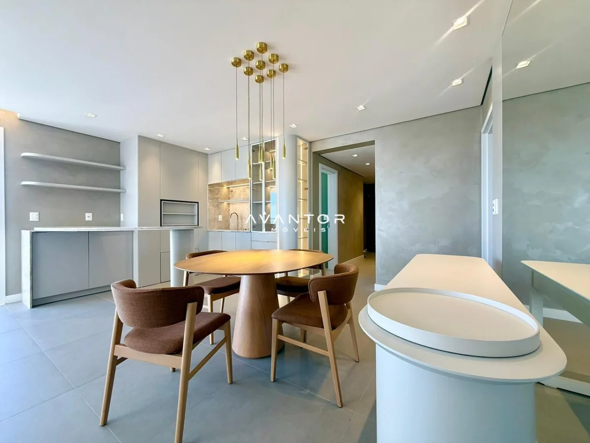 Sala de estar integrada à cozinha — Apartamento com 3 quartos à venda em Nossa Senhora de Lourdes, Santa Maria/RS