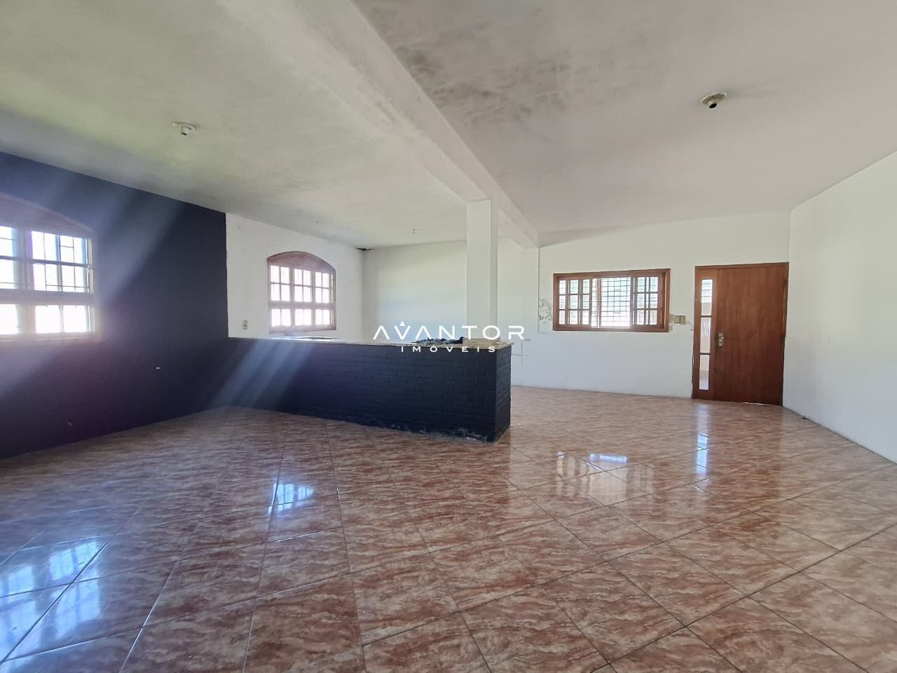 Casa Comercial com 3 salas à venda em Pé de Plátano, Santa Maria/RS — foto 2 de 20